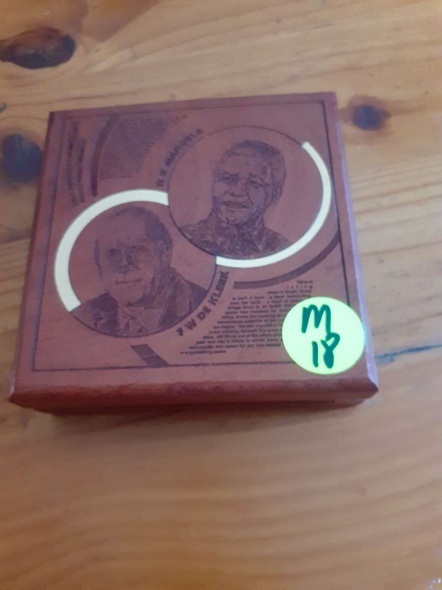 Empty Wooden Coin Holder Box. Mandela & de Klerk