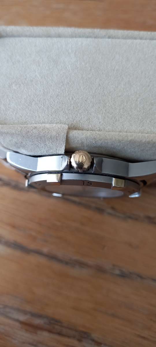 Tag Heuer Professional