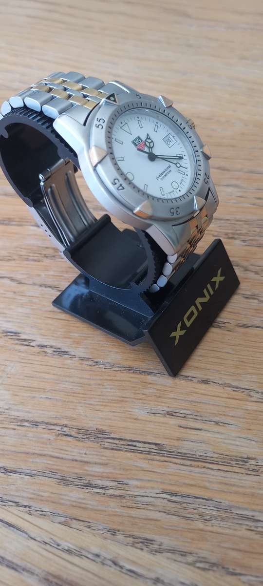 Tag Heuer Professional