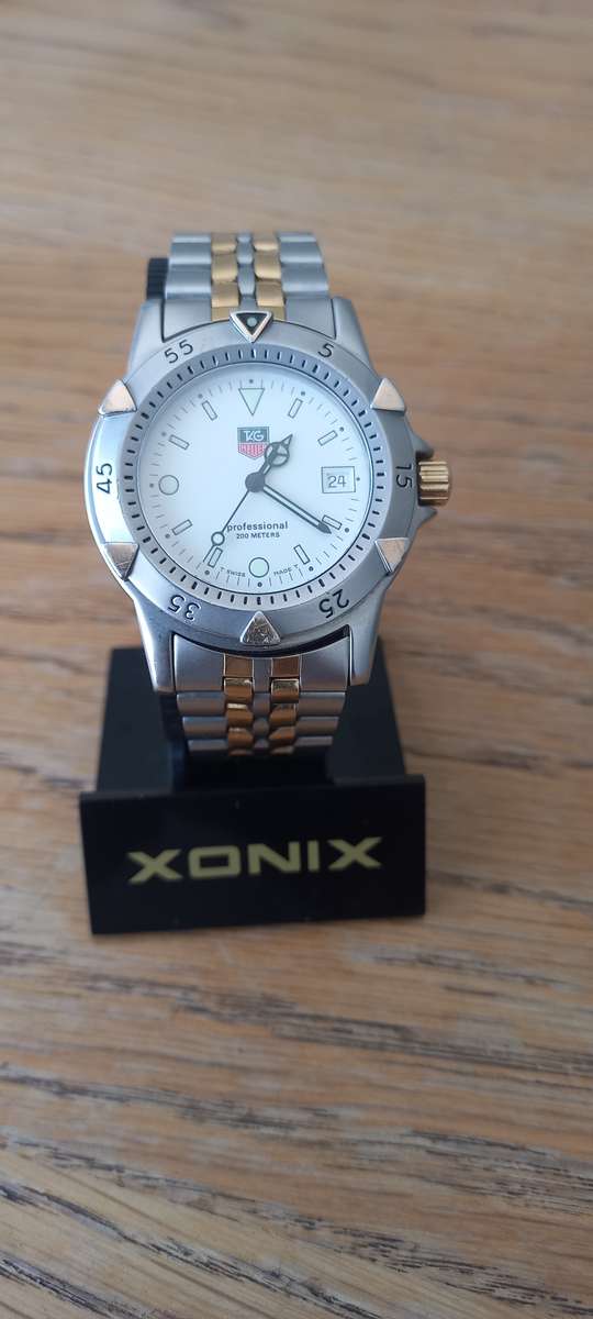 Tag Heuer Professional