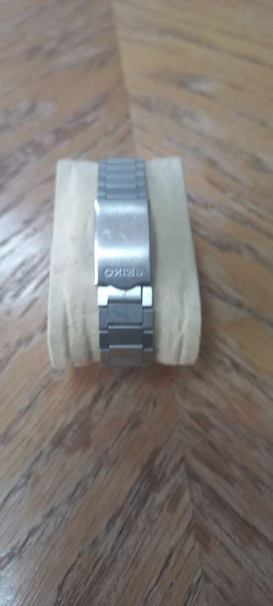 Seiko 5 Mechanical Automatic VIntage Watch