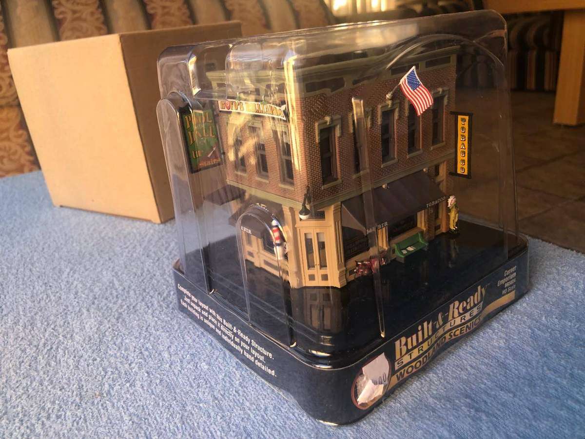 HO Model Train Building Kit - Railway Scenery and Structures