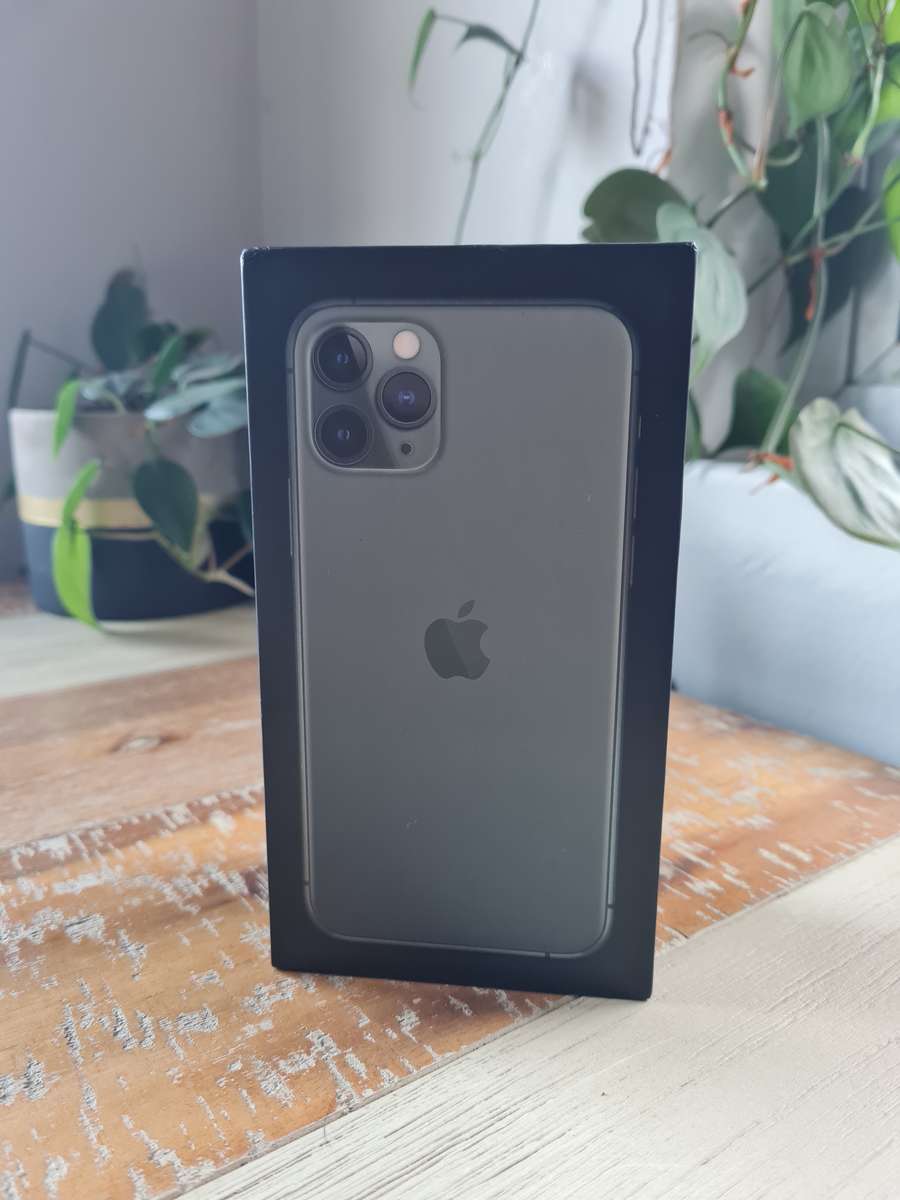 Apple iPhone 11 Pro 256GB Midnight Green