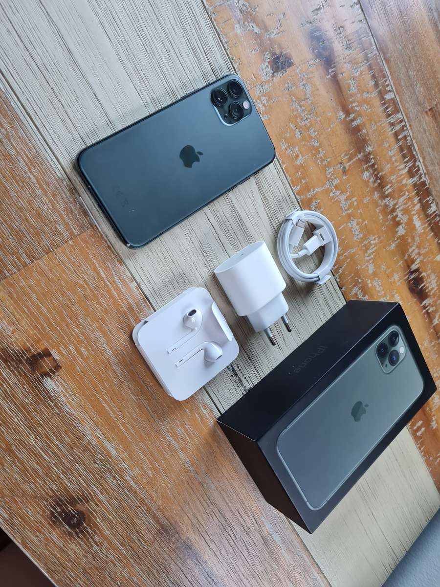 Apple iPhone 11 Pro 256GB Midnight Green