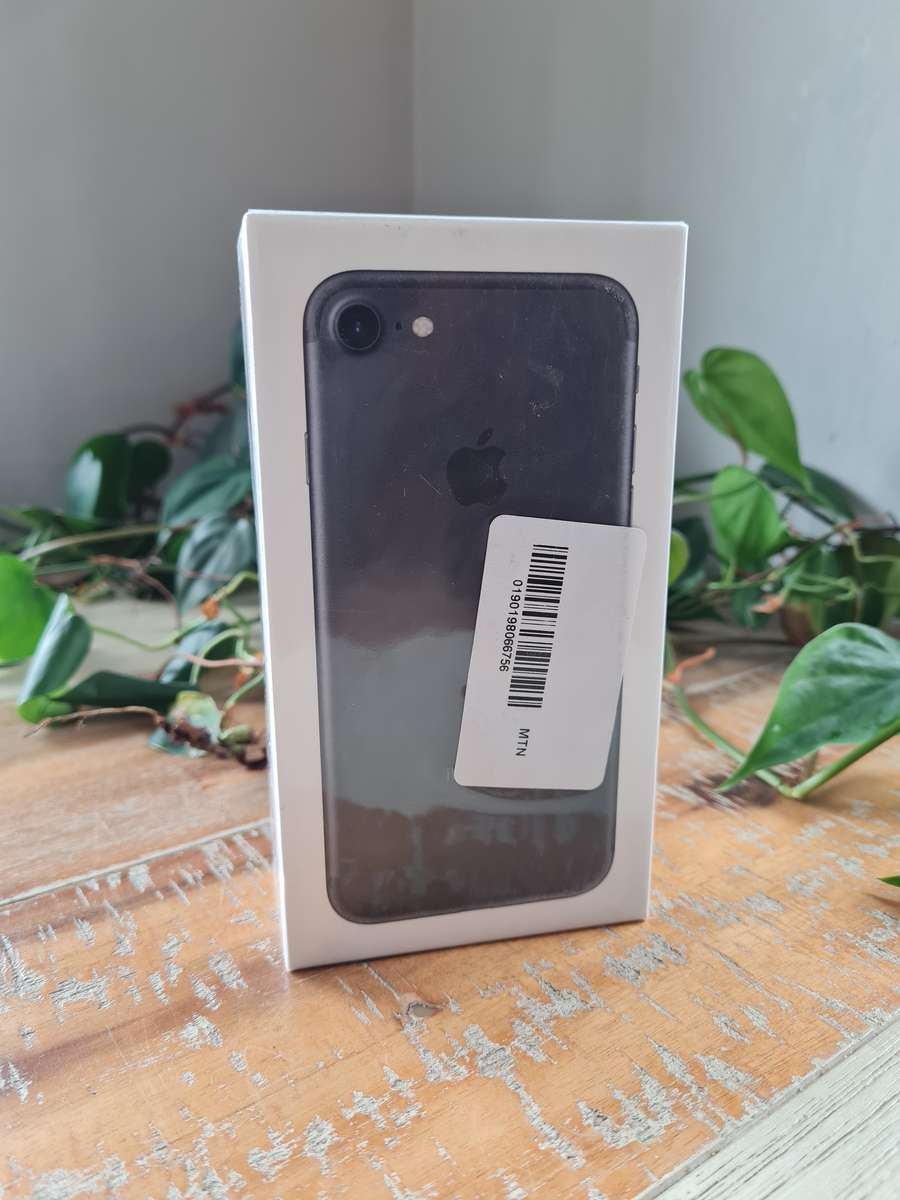 Apple iPhone 7 32GB Black