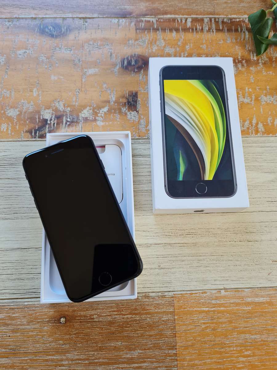Apple iPhone SE 2020 64GB Black