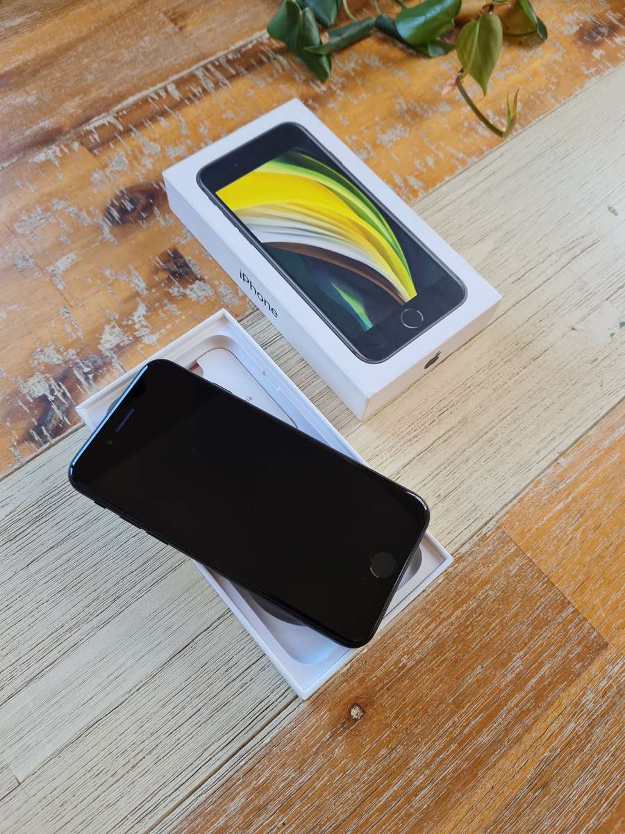 Apple iPhone SE 2020 64GB Black
