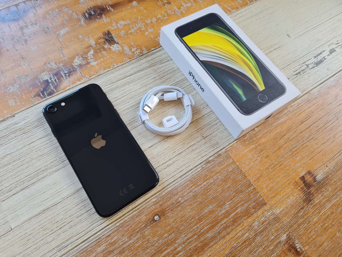Apple iPhone SE 2020 64GB Black
