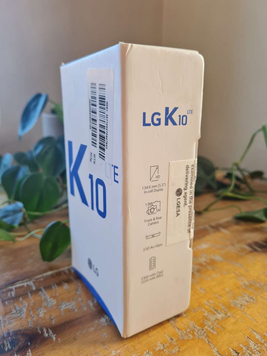 LG K10 LTE 16GB Black Blue