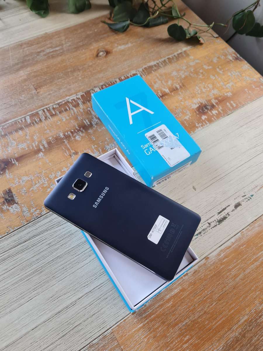 Samsung Galaxy A7 16GB Midnight Black