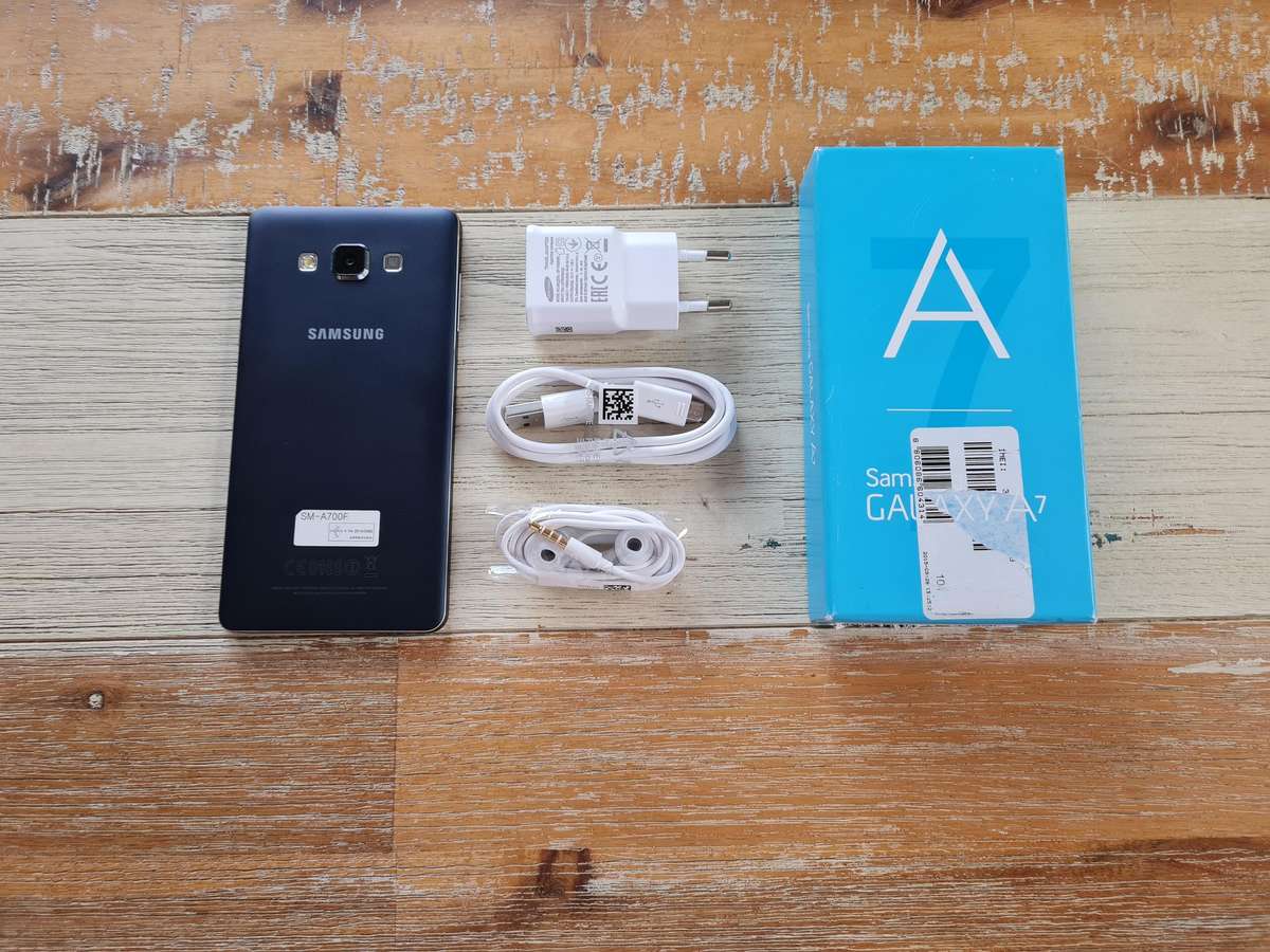 Samsung Galaxy A7 16GB Midnight Black