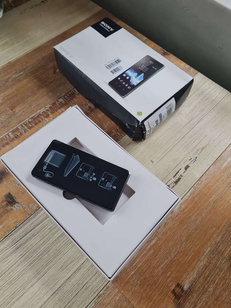 Sony Xperia V 8GB Black