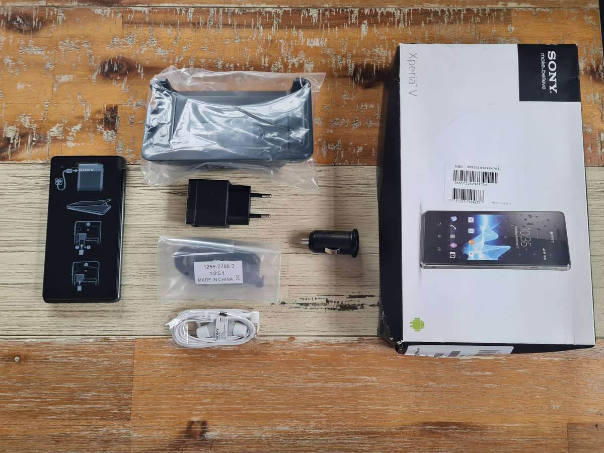 Sony Xperia V 8GB Black