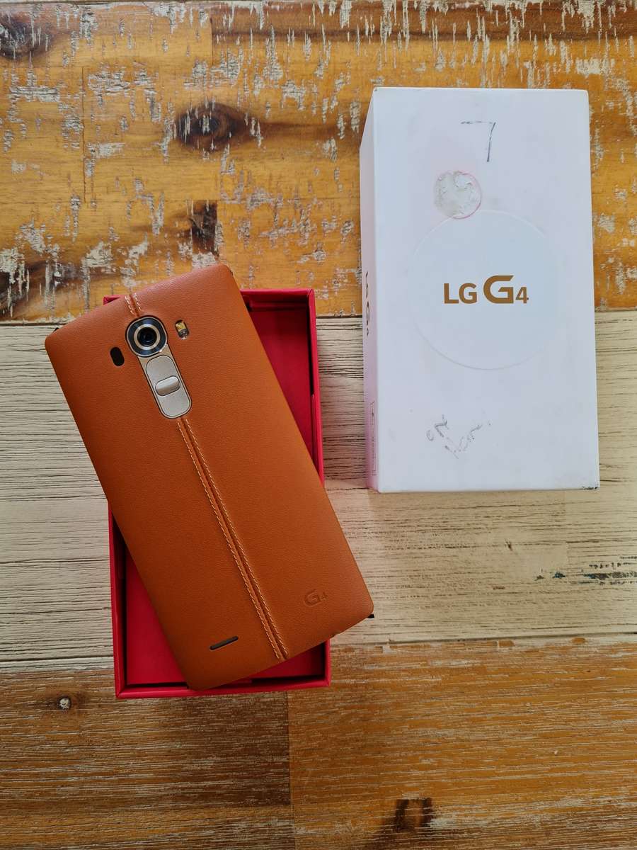 LG G4 32GB Leather Brown