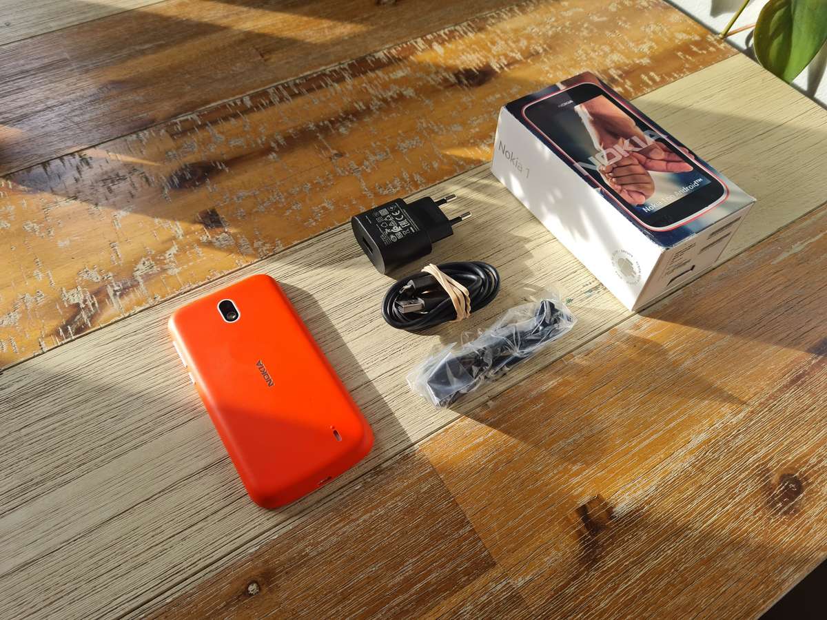 Nokia 1 8GB Warm Red