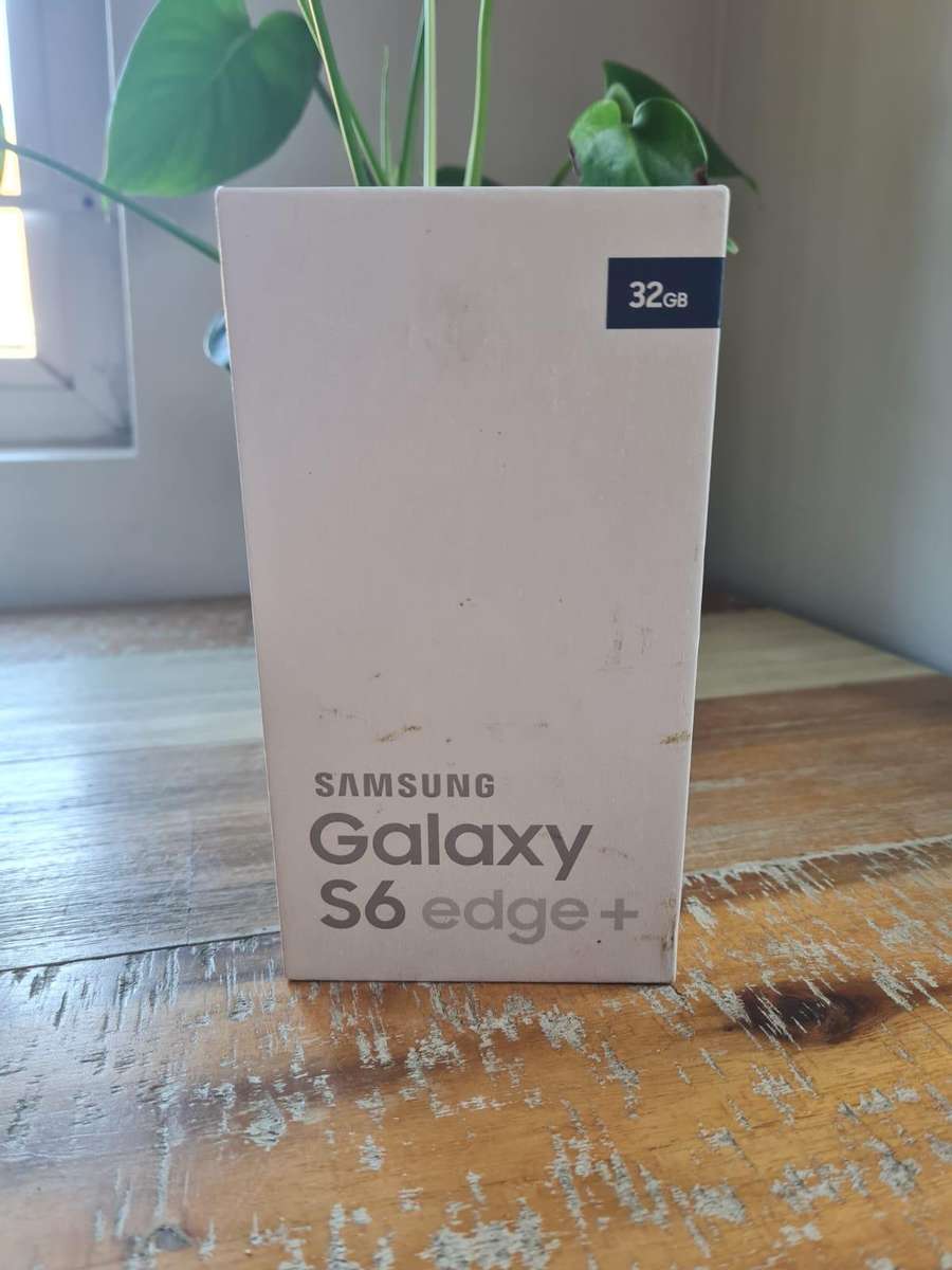 Samsung Galaxy S6 Edge + 32GB Black Sapphire Bundle (Samsung Galaxy Gio & Galaxy Young 2)