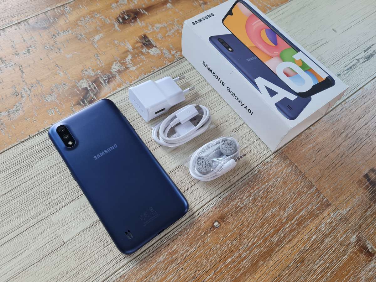Samsung Galaxy A01 16GB Blue