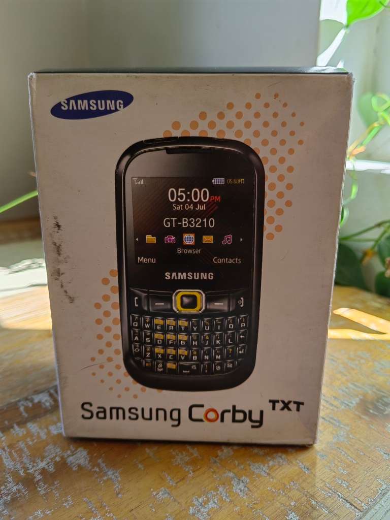 Samsung Corby TXT 40MB Chic White