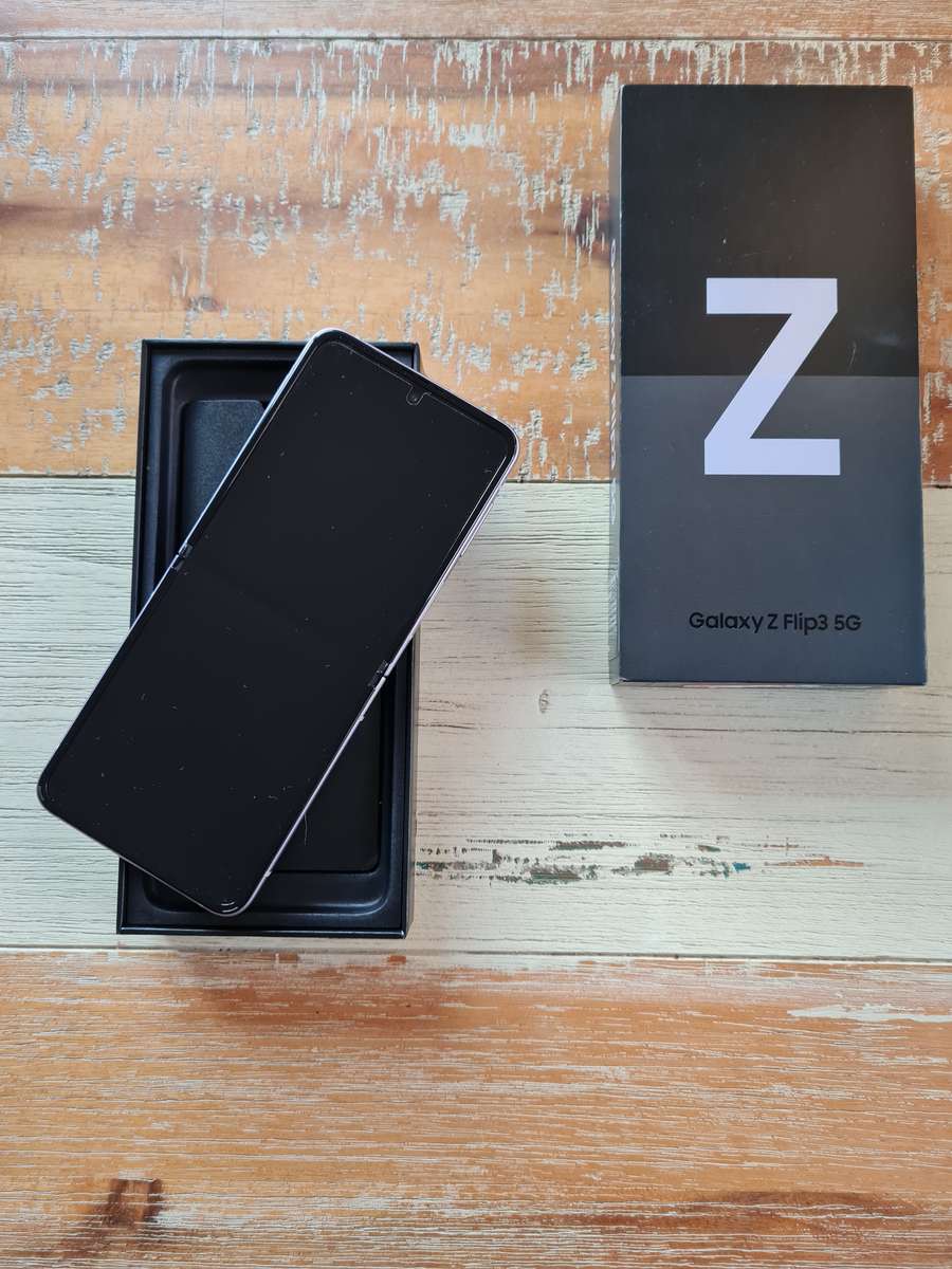 Samsung Galaxy Z Flip3 256GB Lavender