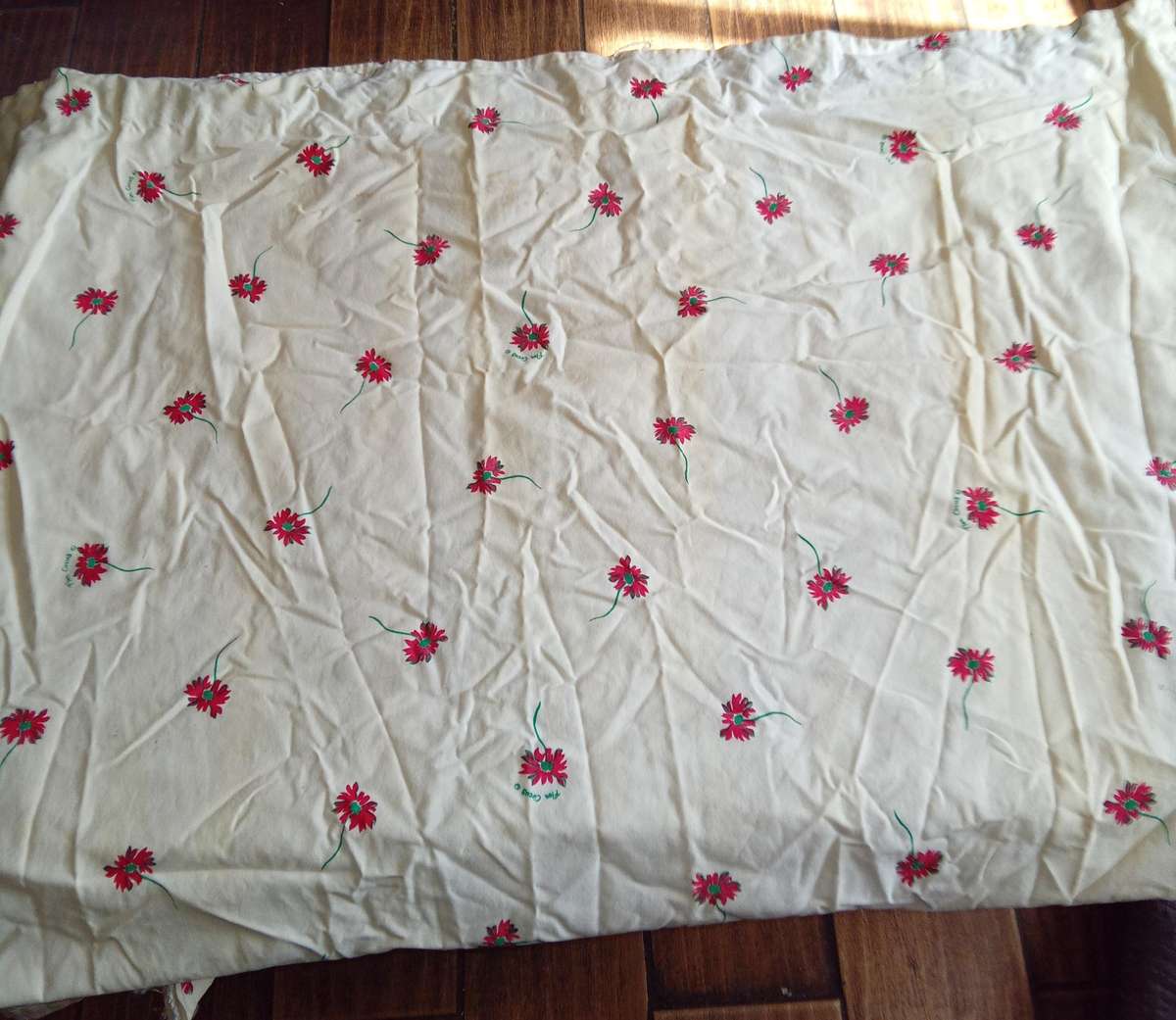 Second hand scatter cushion covers, table cloths and curtains