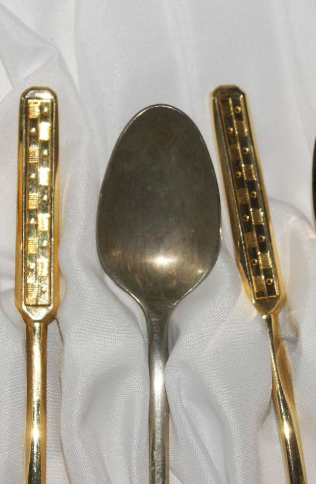 Set of 6 Stainless Steel Gold Plated teaspoons in original box