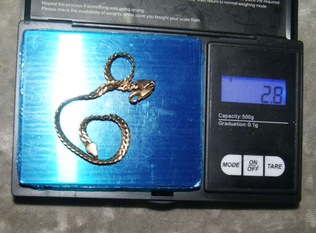 9ct Gold bracelet (2.8g) @ ccrraazzyy low R1 start