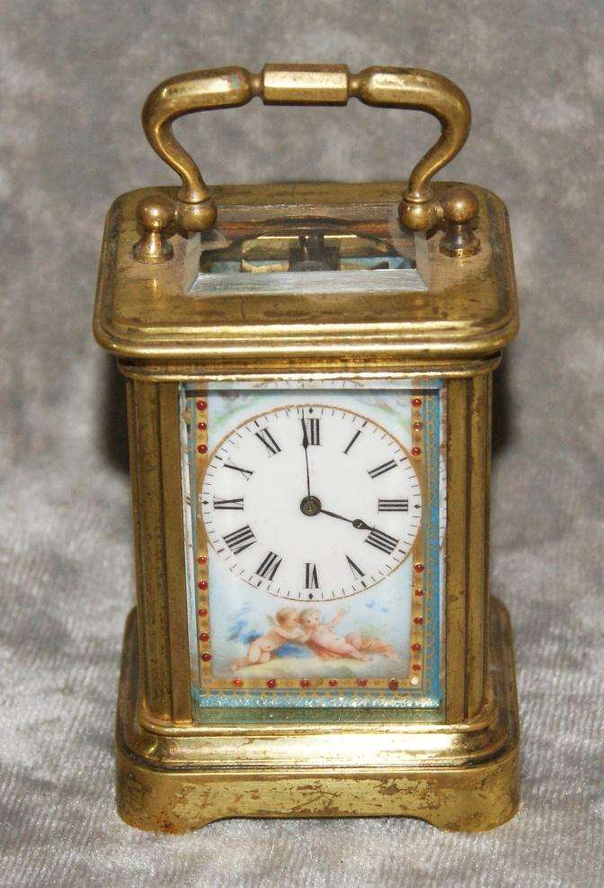 Antique miniature Carriage clock with 2 original keys (untested)
