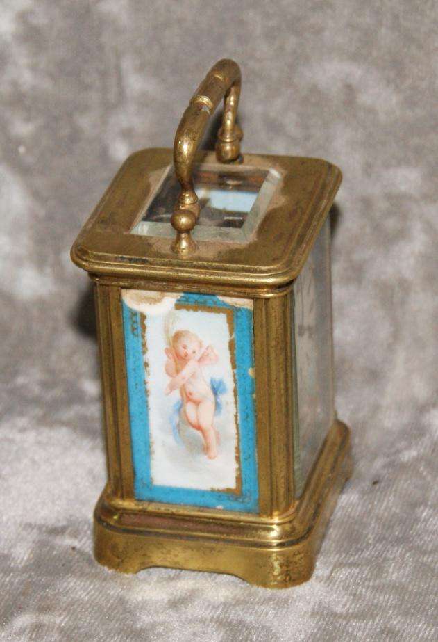 Antique miniature Carriage clock with 2 original keys (untested)