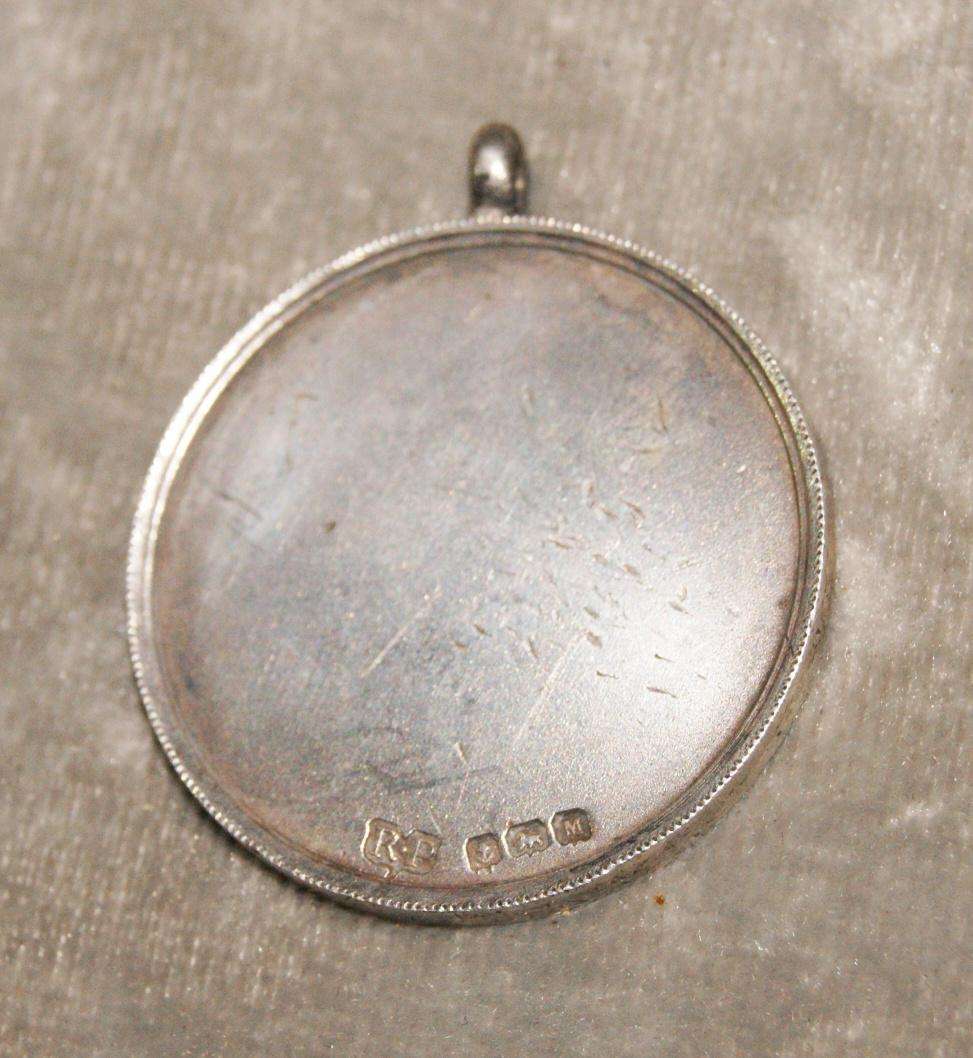 Hallmarked Birmingham 1936 medal (no inscription) (13.8g) @ crazy low R1 start