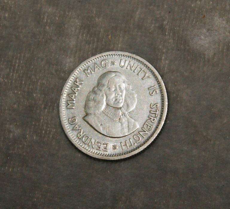 1961 10c coin South Africa UNC 50% silver @ crazy low R1 start
