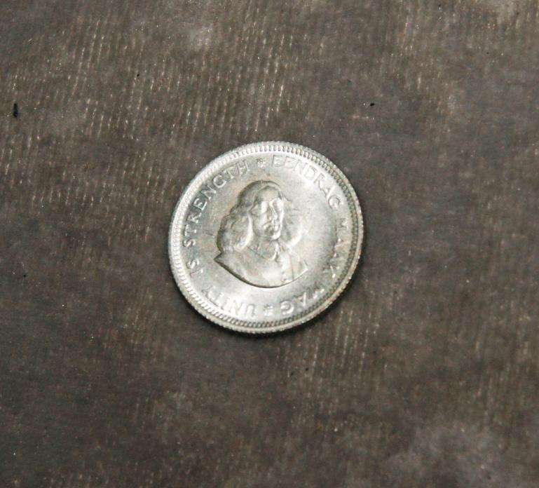 1964 5 cent coin South Africa UNC 50% silver @ crazy low R1 start