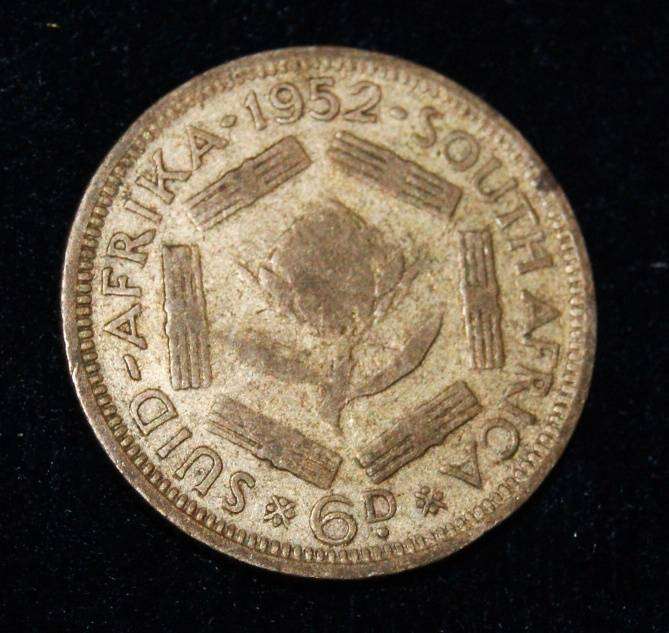 1952 Six Pence South Africa (2.7g)