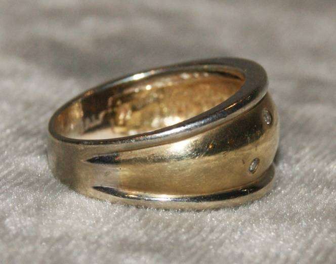 9ct Gold Ring
