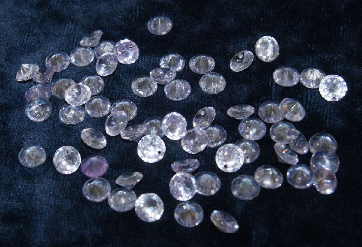 Light Purple 1.2ct gem quality round cut amethyst stones (bid per stone)