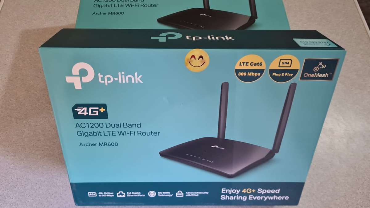TP-Link Archer MR600 CAT6 4G LTE Router - Black - New
