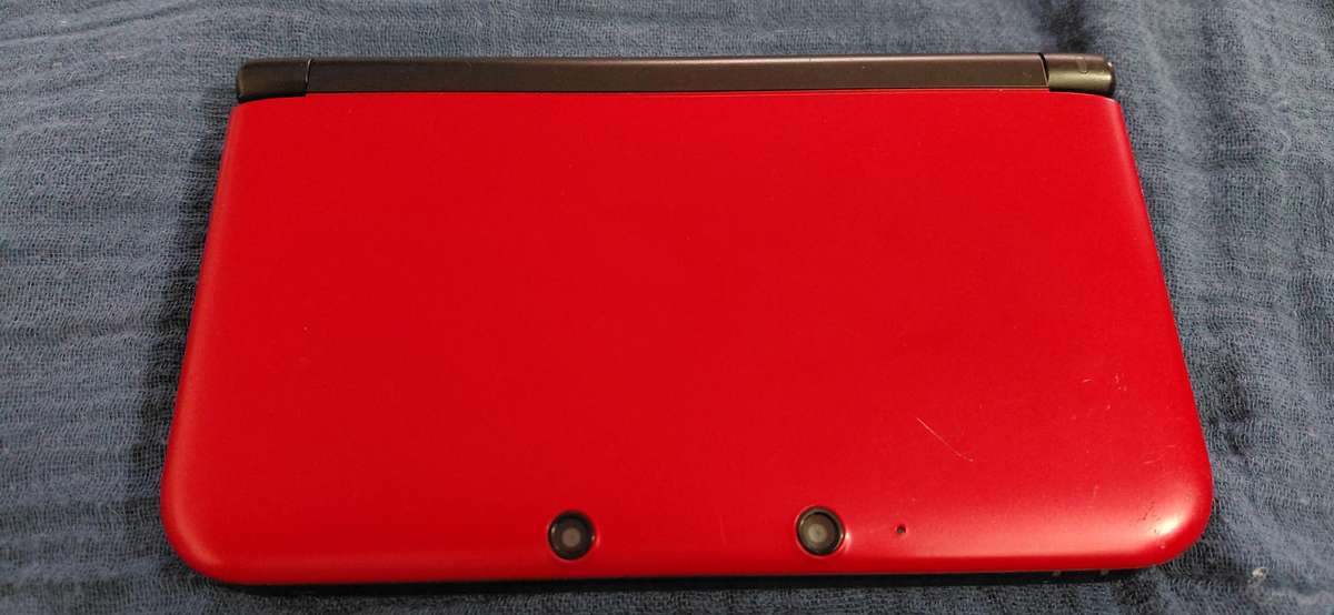 Nintendo 3DS XL Console (Black/Red)