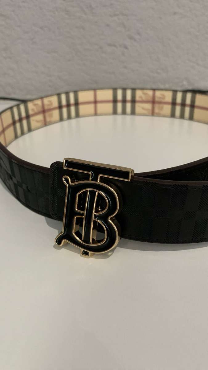 Burberry reversible belt