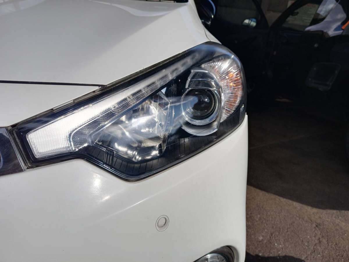 Headlight Pair Restoration Service (Collection Only)