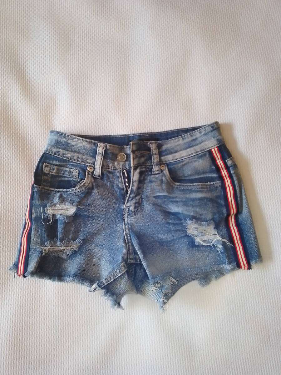 Ladies Short RT (Size 4)