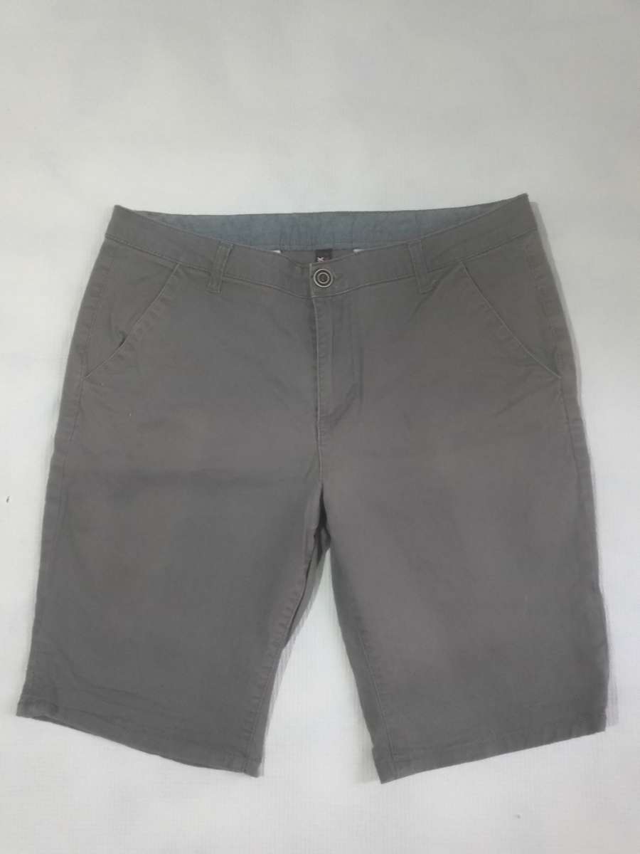 Mens Network Short (Size 34)