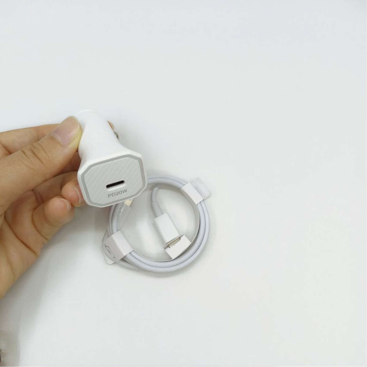 13 Pro max 20w USB-Charger USB-C to Lightning Cable