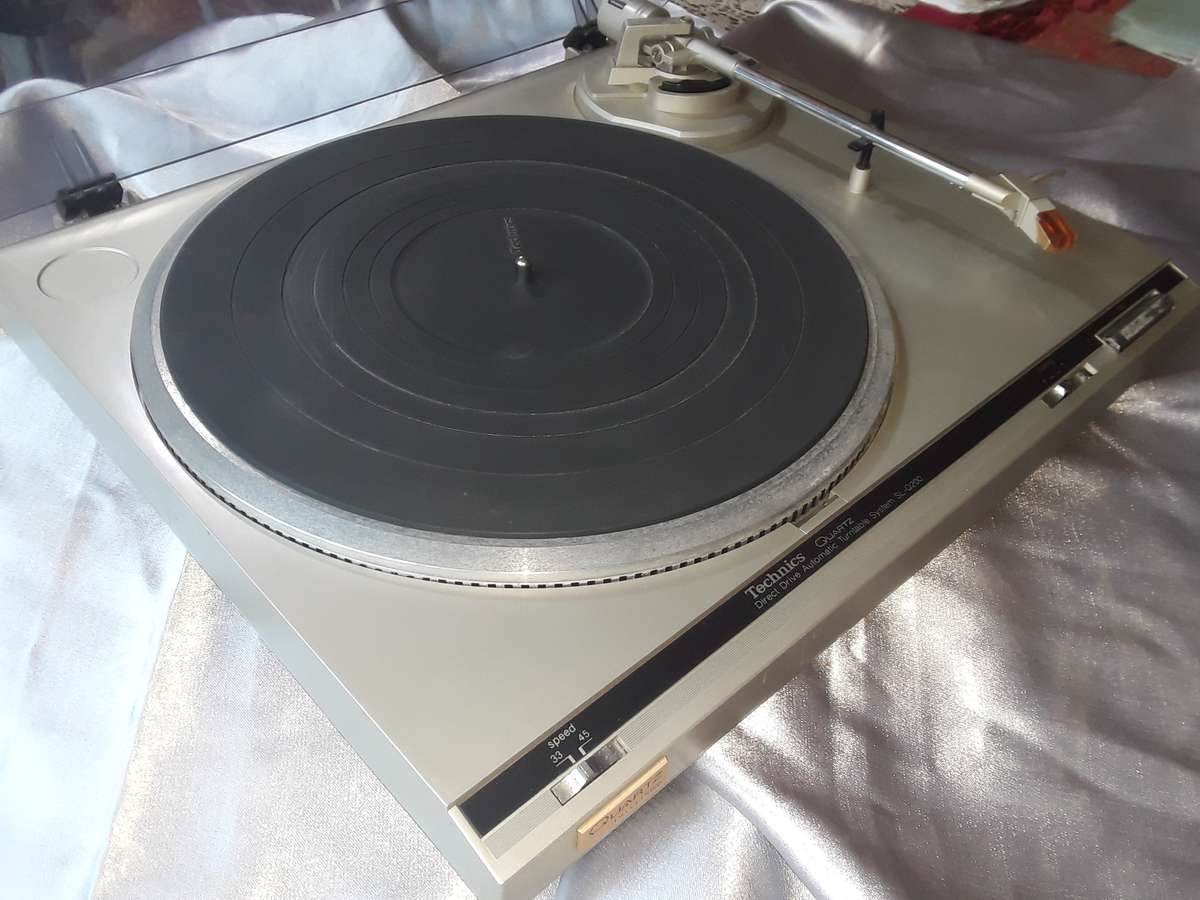 SONY - TECHNICS HI FI COMPONENTS