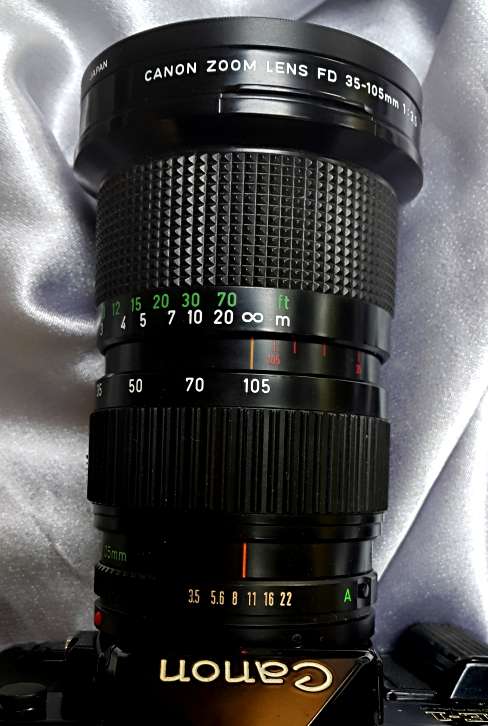 CANON SINGLE REFLEX LENS CAMERA