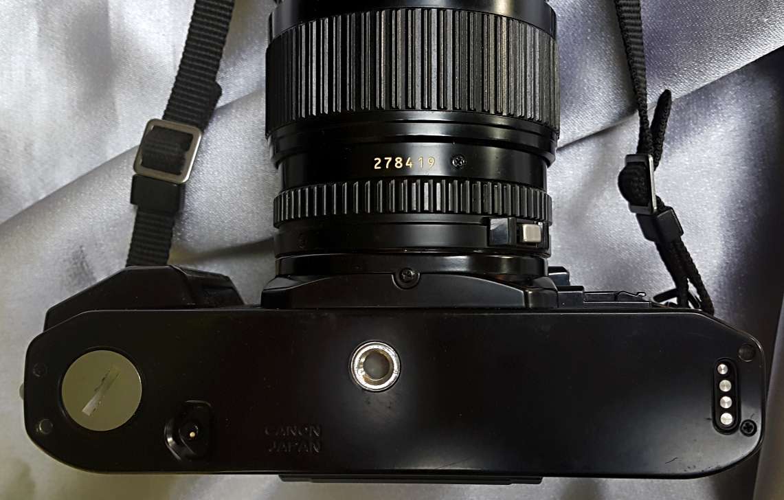 CANON SINGLE REFLEX LENS CAMERA