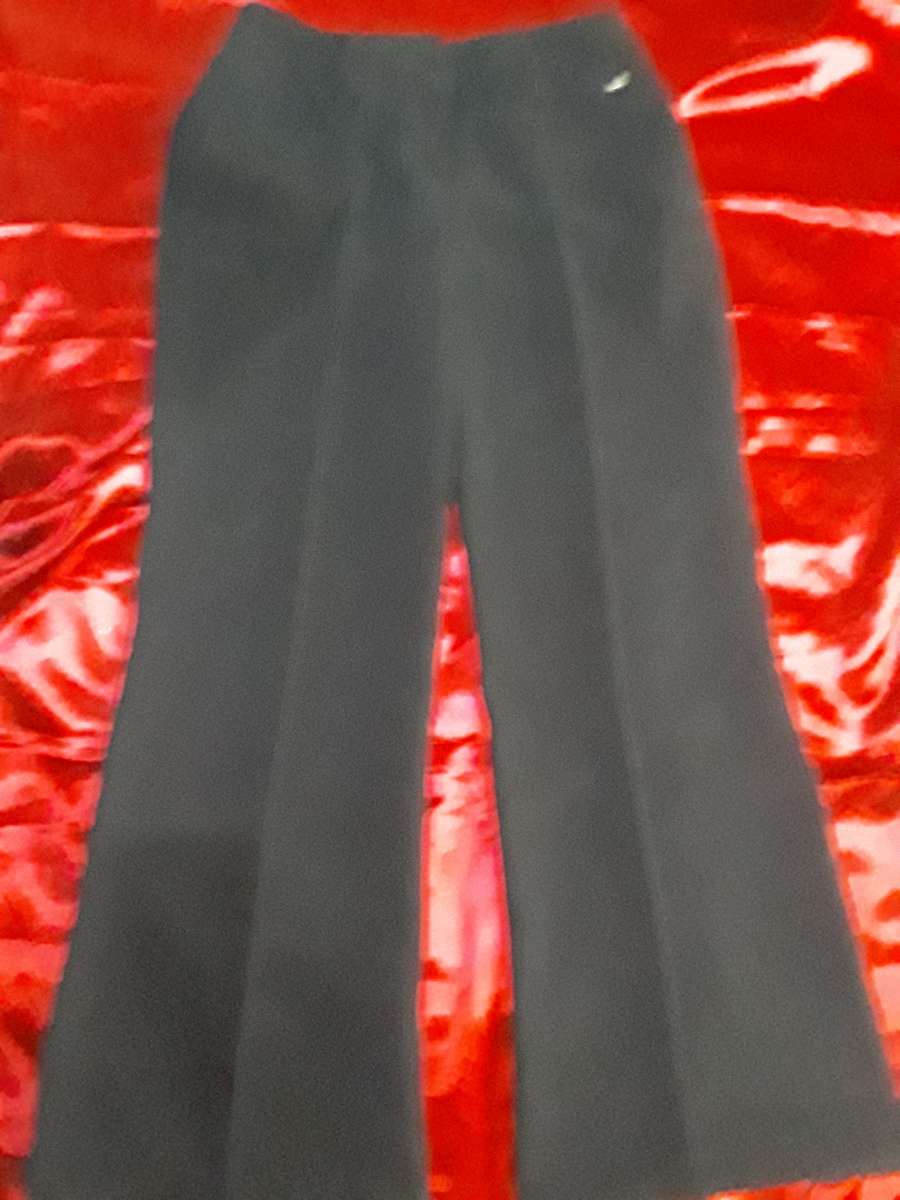 LADIES BLACK JACKET WITH DANIEL HECTER PANTS