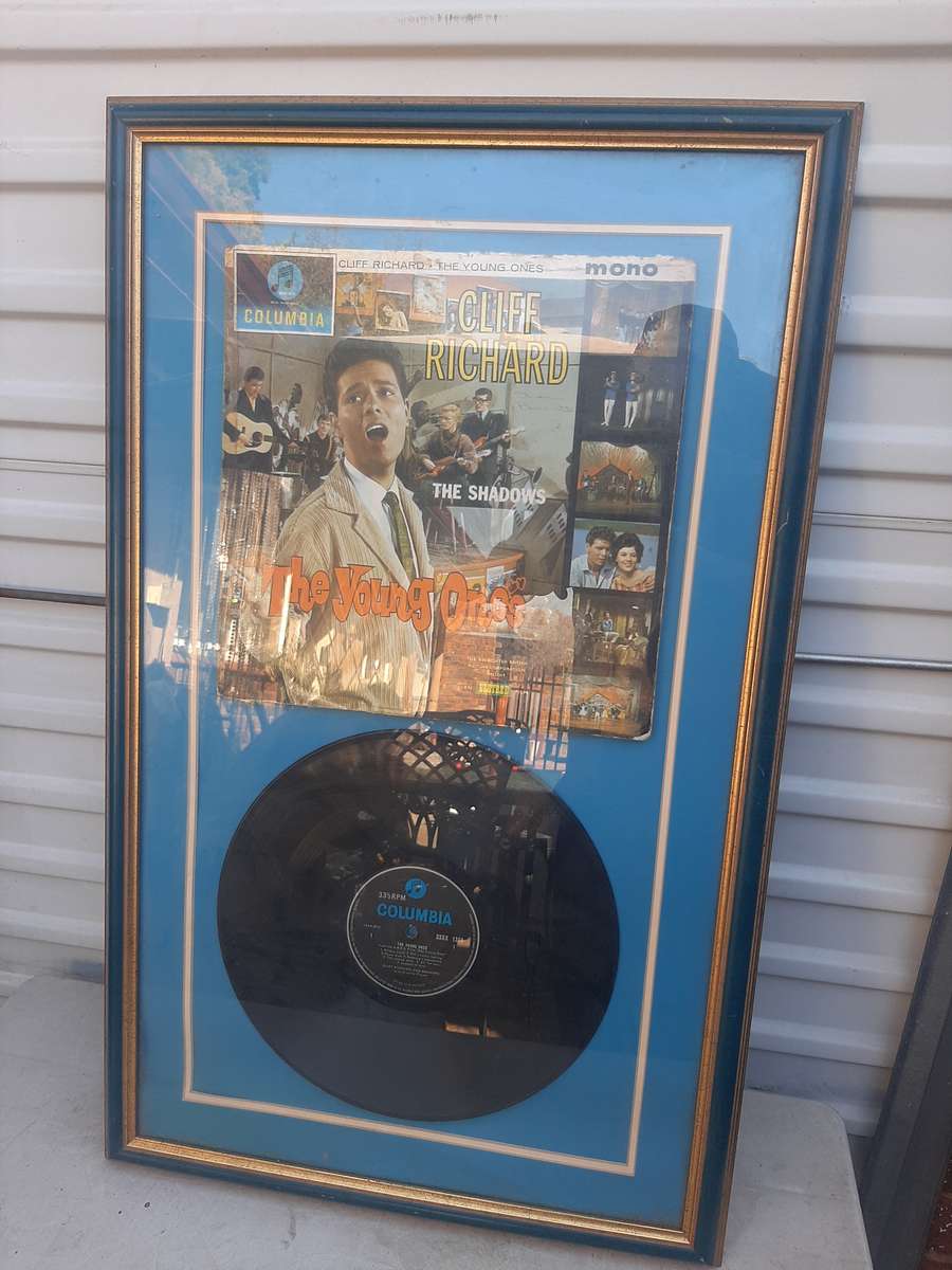 Vinyl record cliff richard