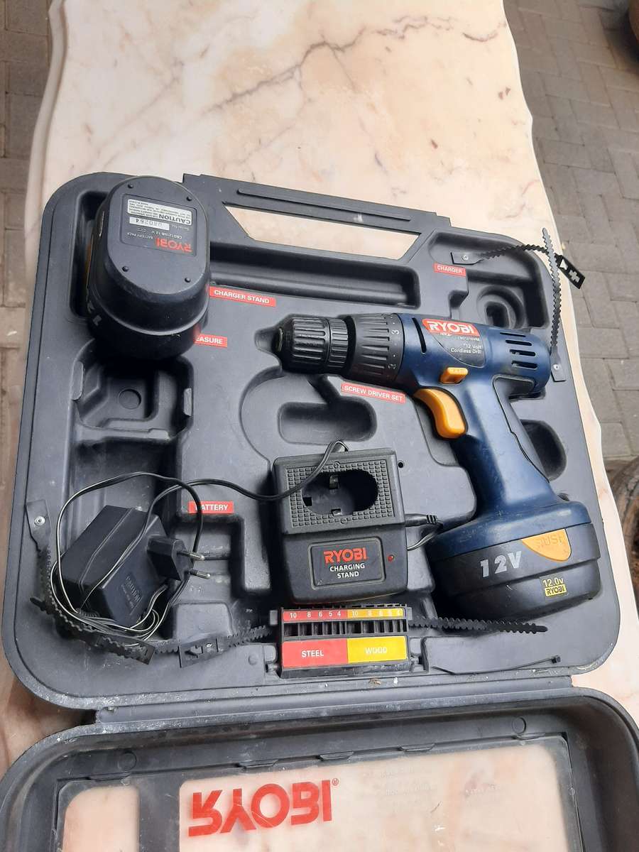 Ryobi 12v Battery dril