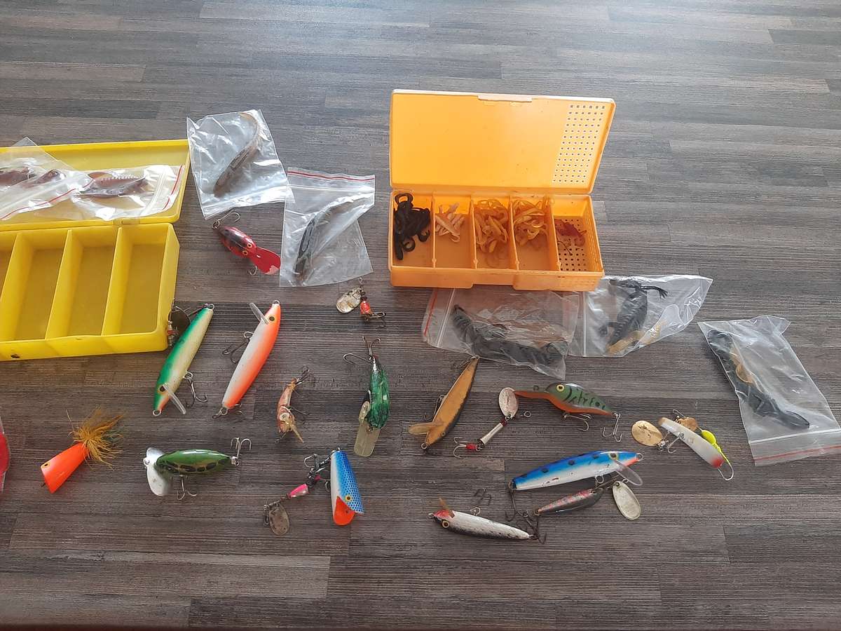 Assorted fishing lures