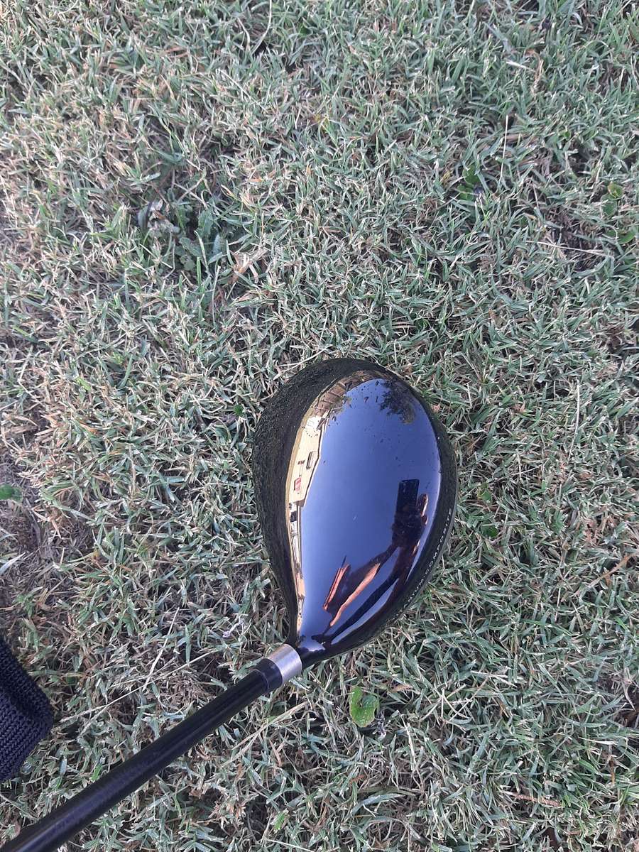 Cleveland launcher golf driver