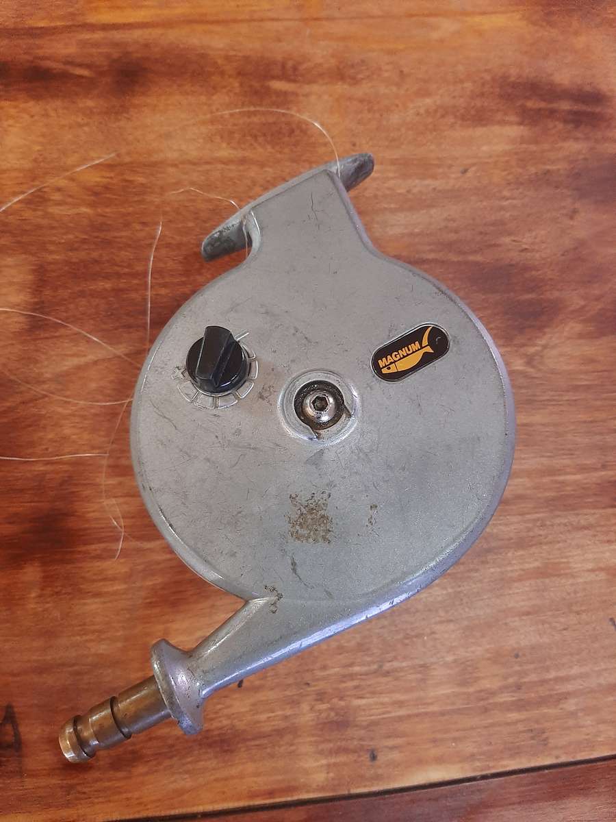 Magnum sport fishing reel